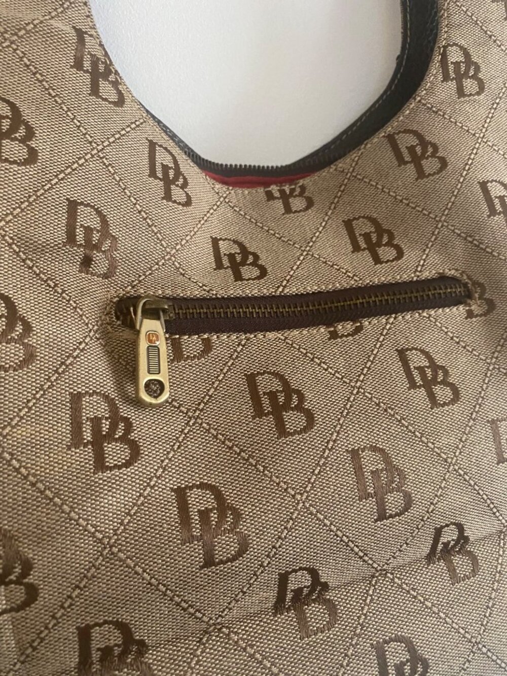 Dooney & Bourke Brown Monogram Canvas Hobo Bag & Matching Wallet Set - Picture 4 of 15